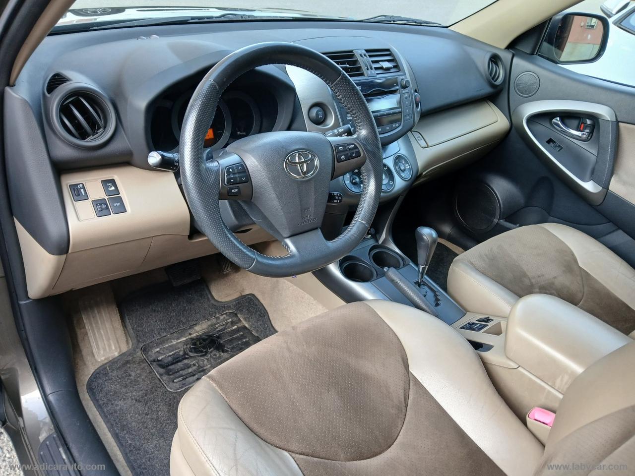 TOYOTA RAV4 Crossover 2.2 D-Cat A/T 150CV