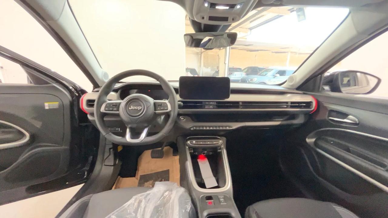 Jeep Avenger 1.2T e-hybrid Auto Tetto KM0