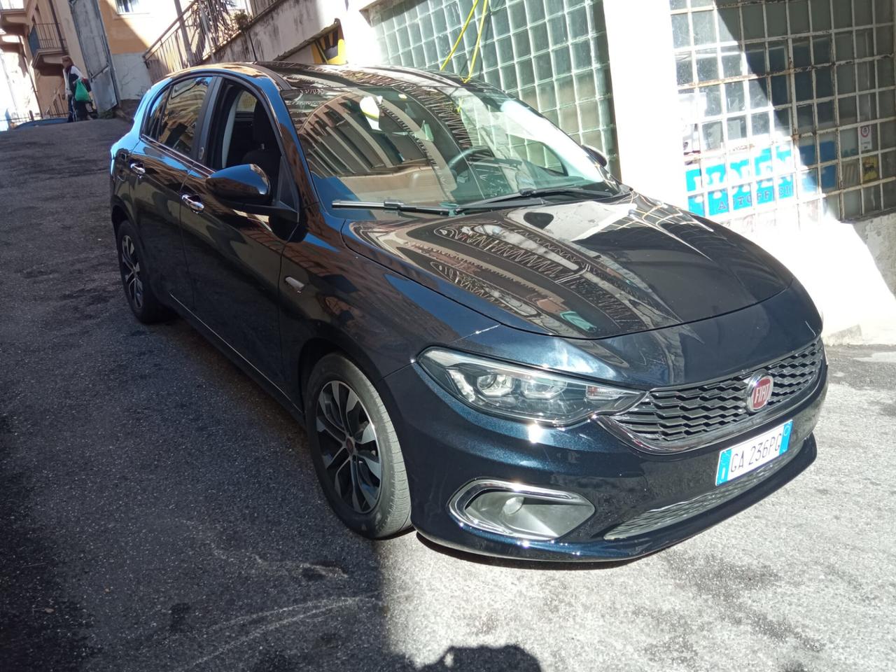 Fiat Tipo 1.4 5 porte Lounge 95CV