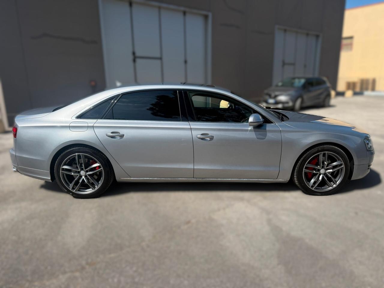 Audi A8 L 4.2 V8 TDI 2015 12 MESI DI GARANZIA