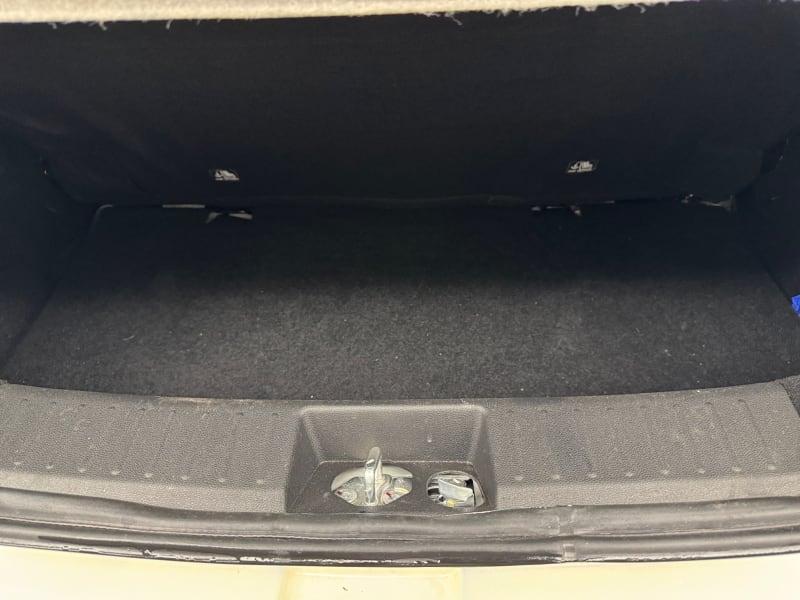 MAHINDRA KUV100 1.2 VVT M-BIFUEL(GPL)