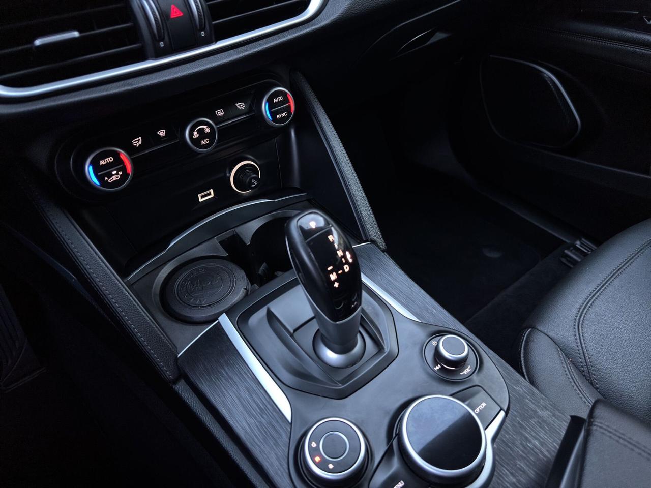Alfa Romeo Stelvio 2.2 190cv B-Tech Q4 2019