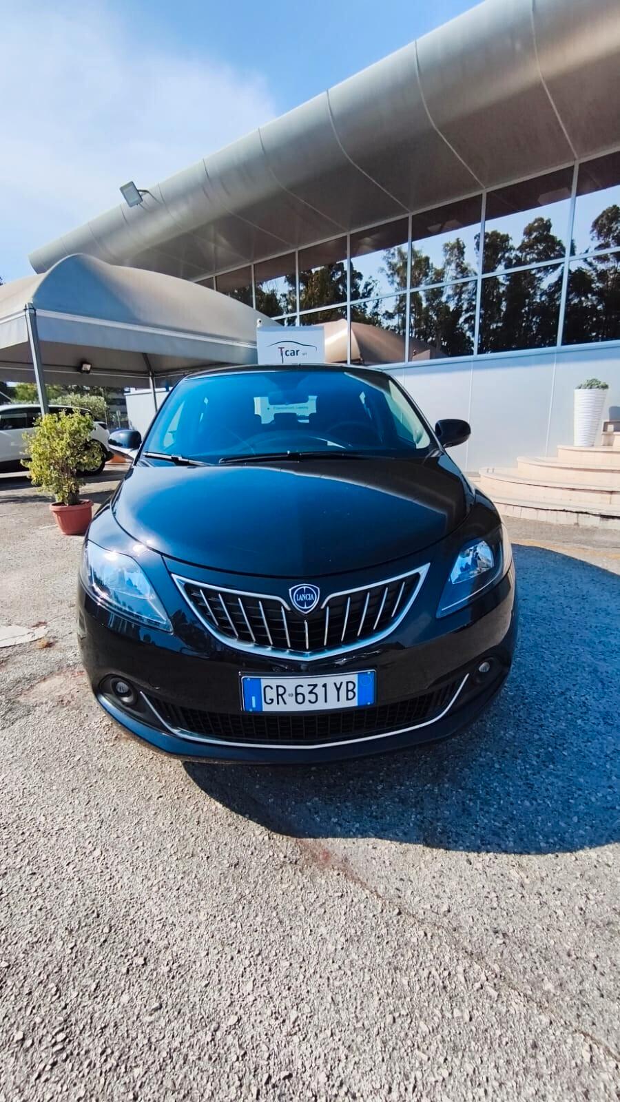 Lancia Ypsilon 1.0 Bz 70 Cv Hybrid Gold