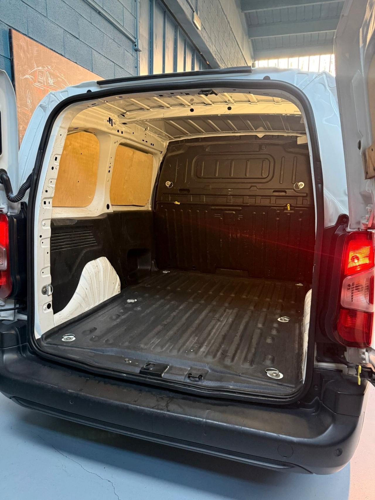 PARTNER EURO6 PREZZO FINITO! PORTA LATERALE