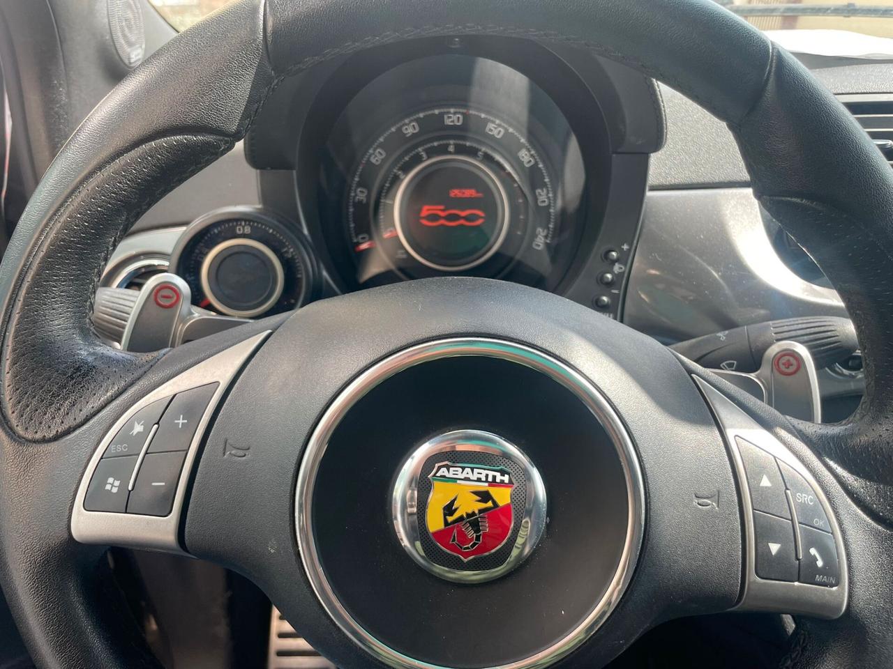 Abarth 500 C 1.4 Turbo T-Jet MTA 140CV