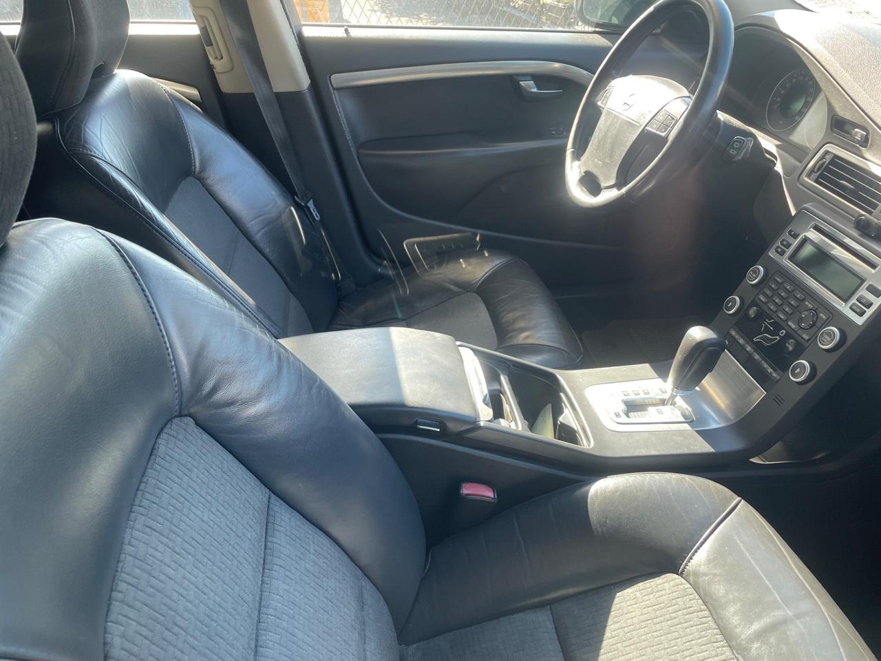 Volvo V70 2.4 D Momentum