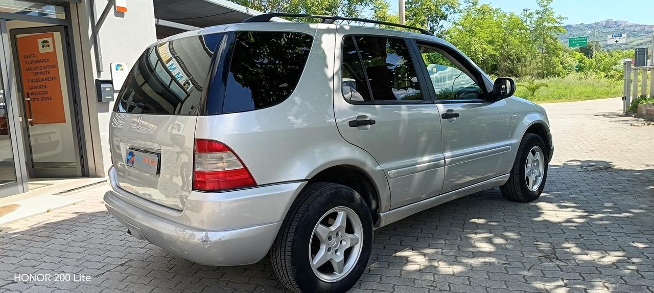 Mercedes classe Ml 320 automatico con gancio t.
