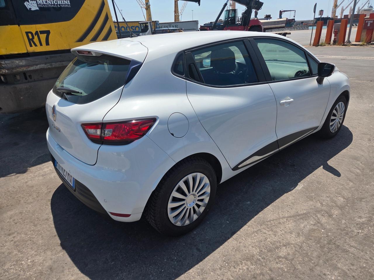 Renault Clio dCi 8V 75 CV 5 porte Duel
