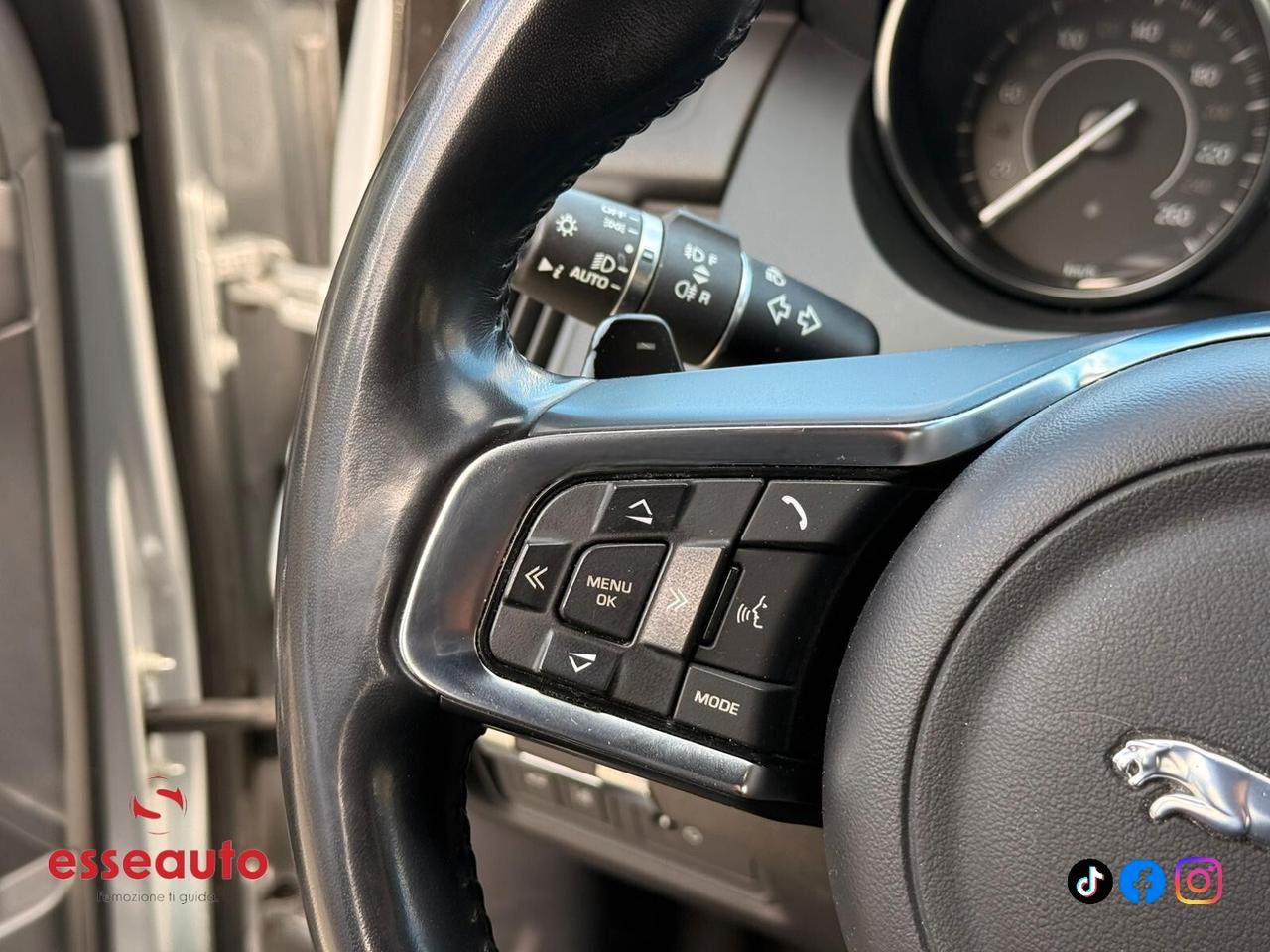 Jaguar E-Pace 2.0D 180 CV AWD R-Dynamic