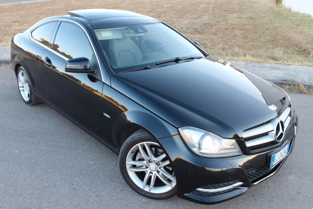 MERCEDES Classe C 220d Coupé *Tetto *Luci Ambiente