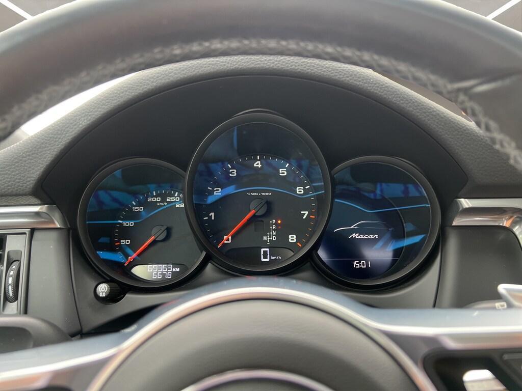 Porsche Macan 2.0 PDK