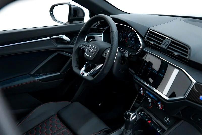 Audi RS Q3 NOLEGGIO LUNGO TERMINE LEASING ALL INCLUSIVE