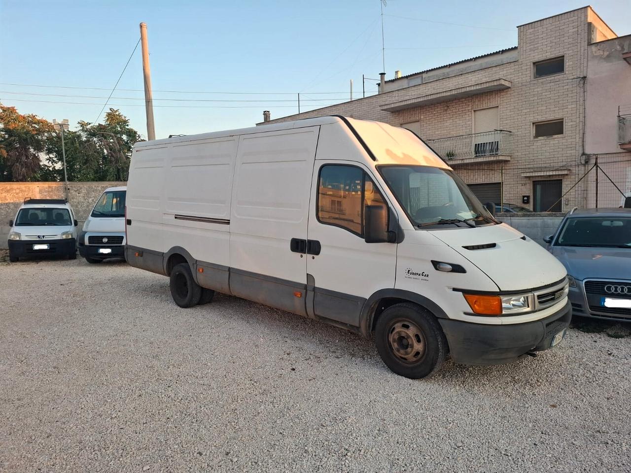 Iveco Daily 35C14/BarTor3.0Hpi TDI PLM-RG Cab