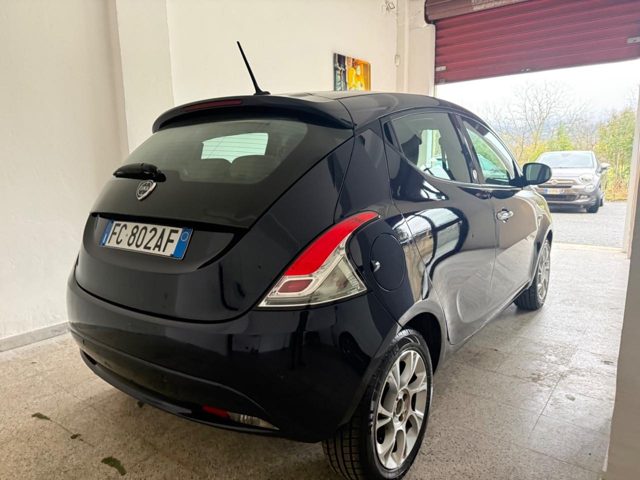 Lancia Ypsilon 1.3 MJT 16V 95 CV 5 porte S&S Opening Edition
