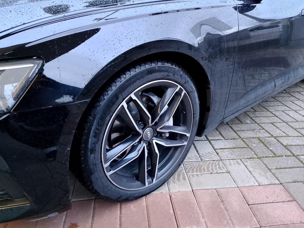 Audi A6 2.0 40 TDI MHEV Business Advanced