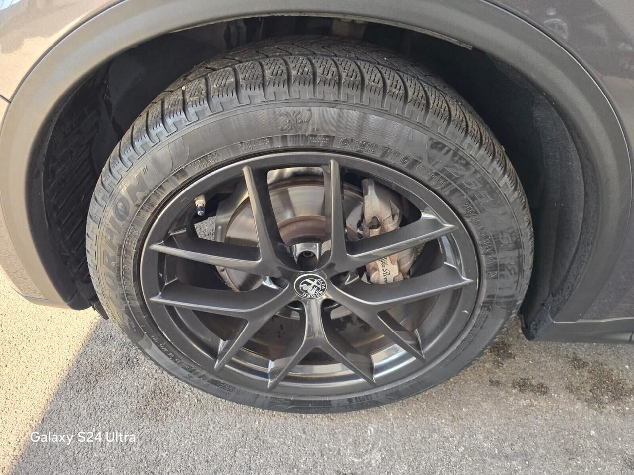 Alfa Romeo Stelvio 2.2 Turbodiesel 160 CV AT8 RWD Sport-Tech