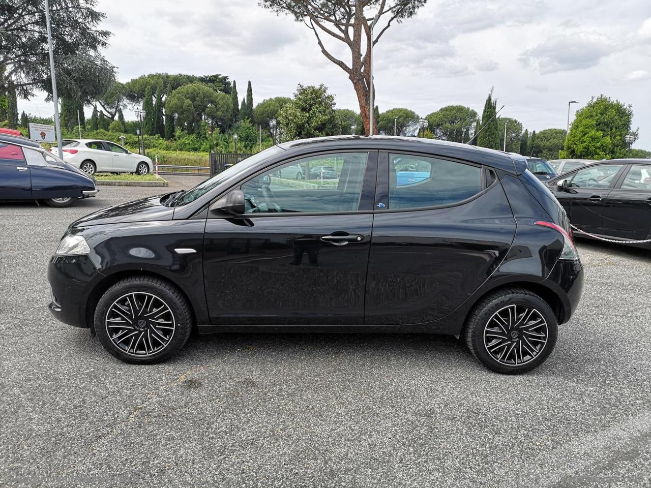 LANCIA Ypsilon 1.2 69 CV 5p. GPL Ecochic Gold PROMO WEB