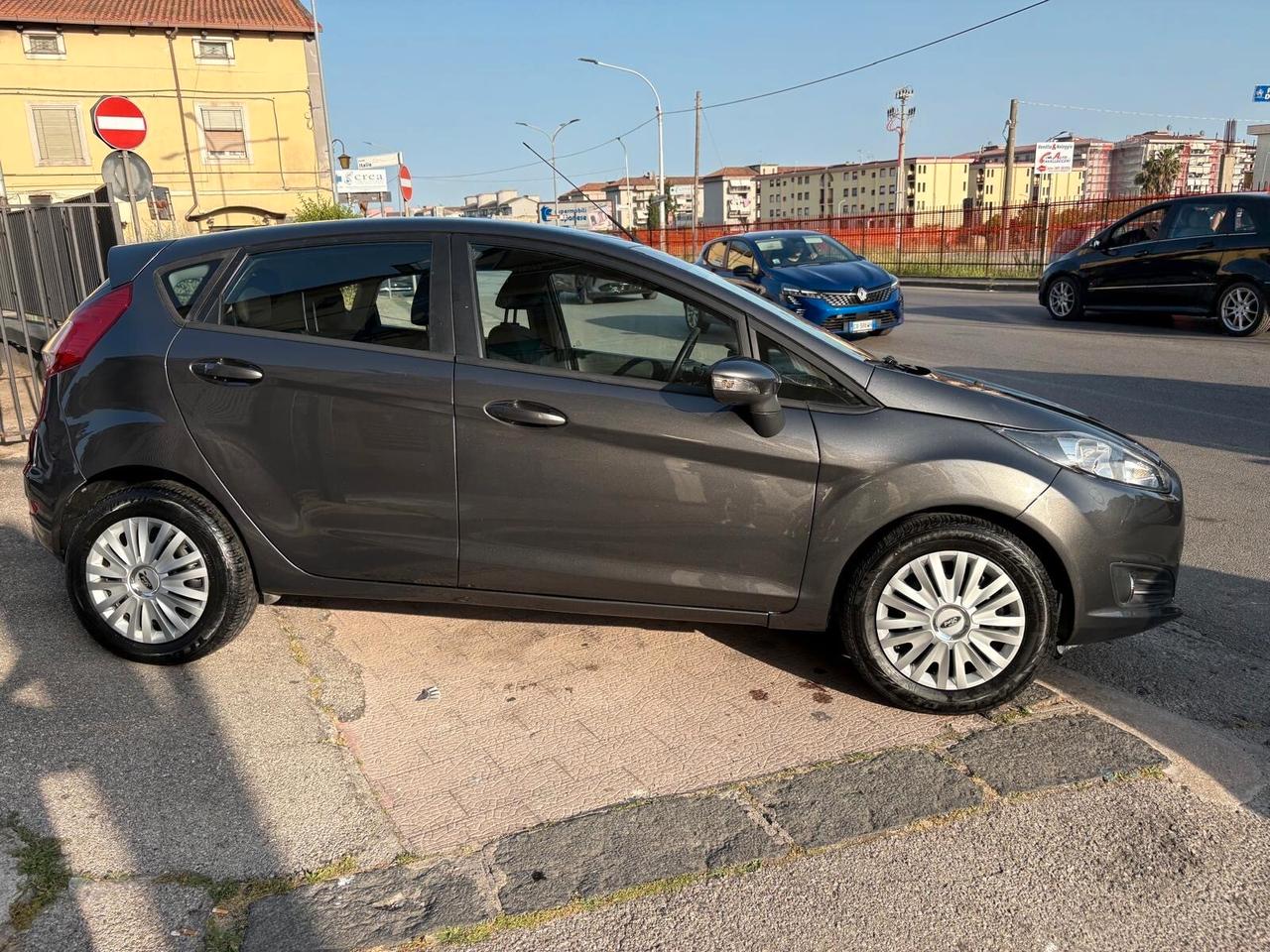 Ford Fiesta 1.4 5 porte Bz.- GPL Business
