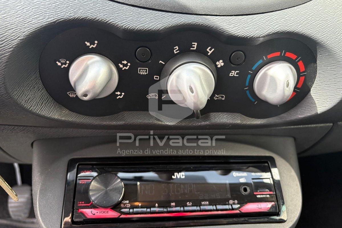 RENAULT Twingo 1.2 16V LEV SkyLight