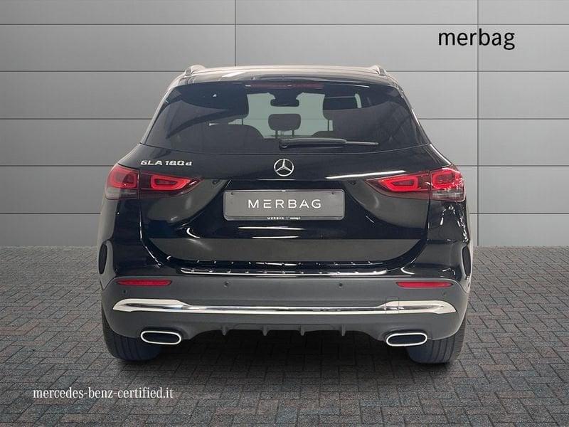 Mercedes-Benz GLA 180 d Automatic Premium