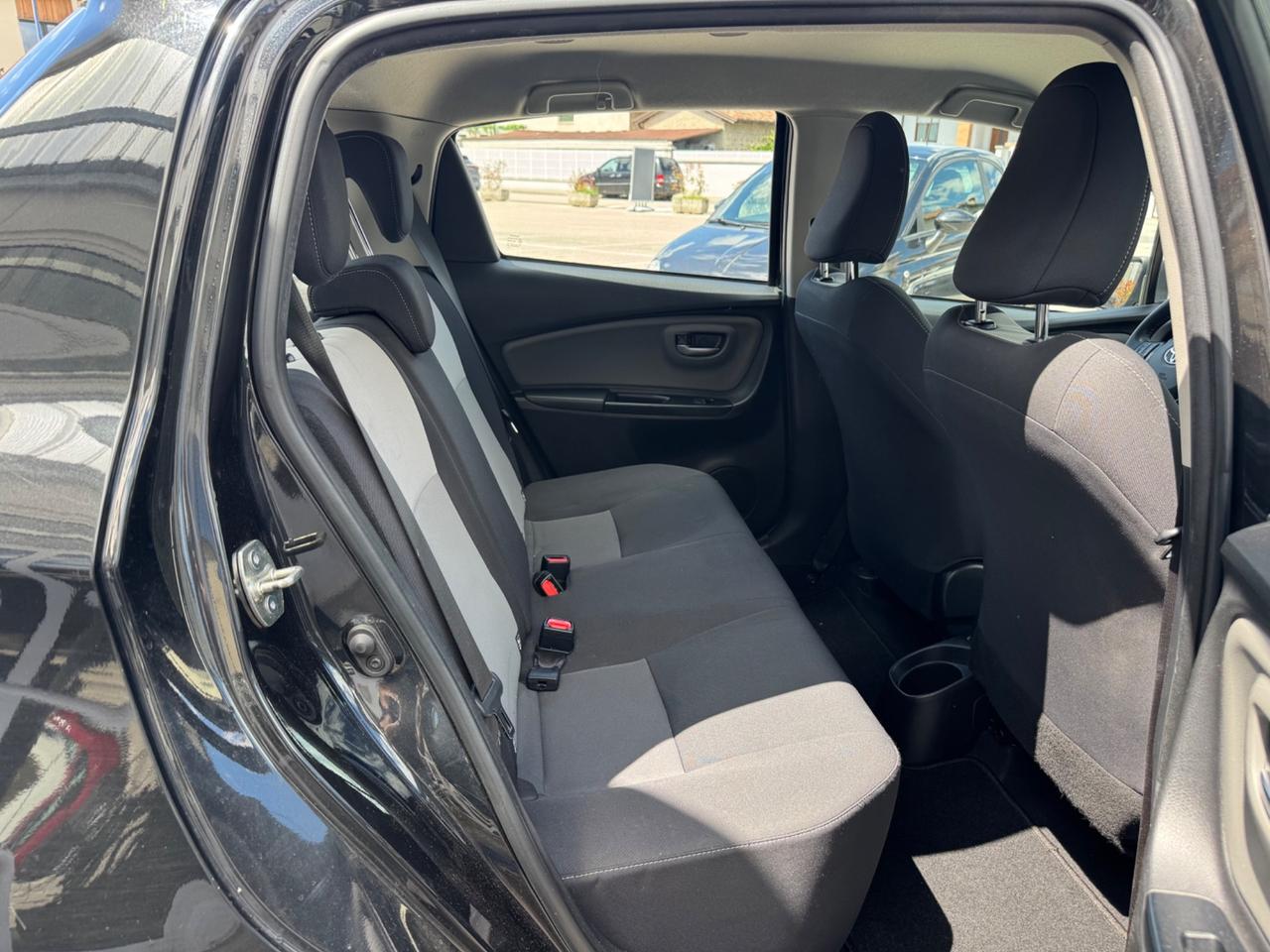 Toyota Yaris 1.5 5 porte Active