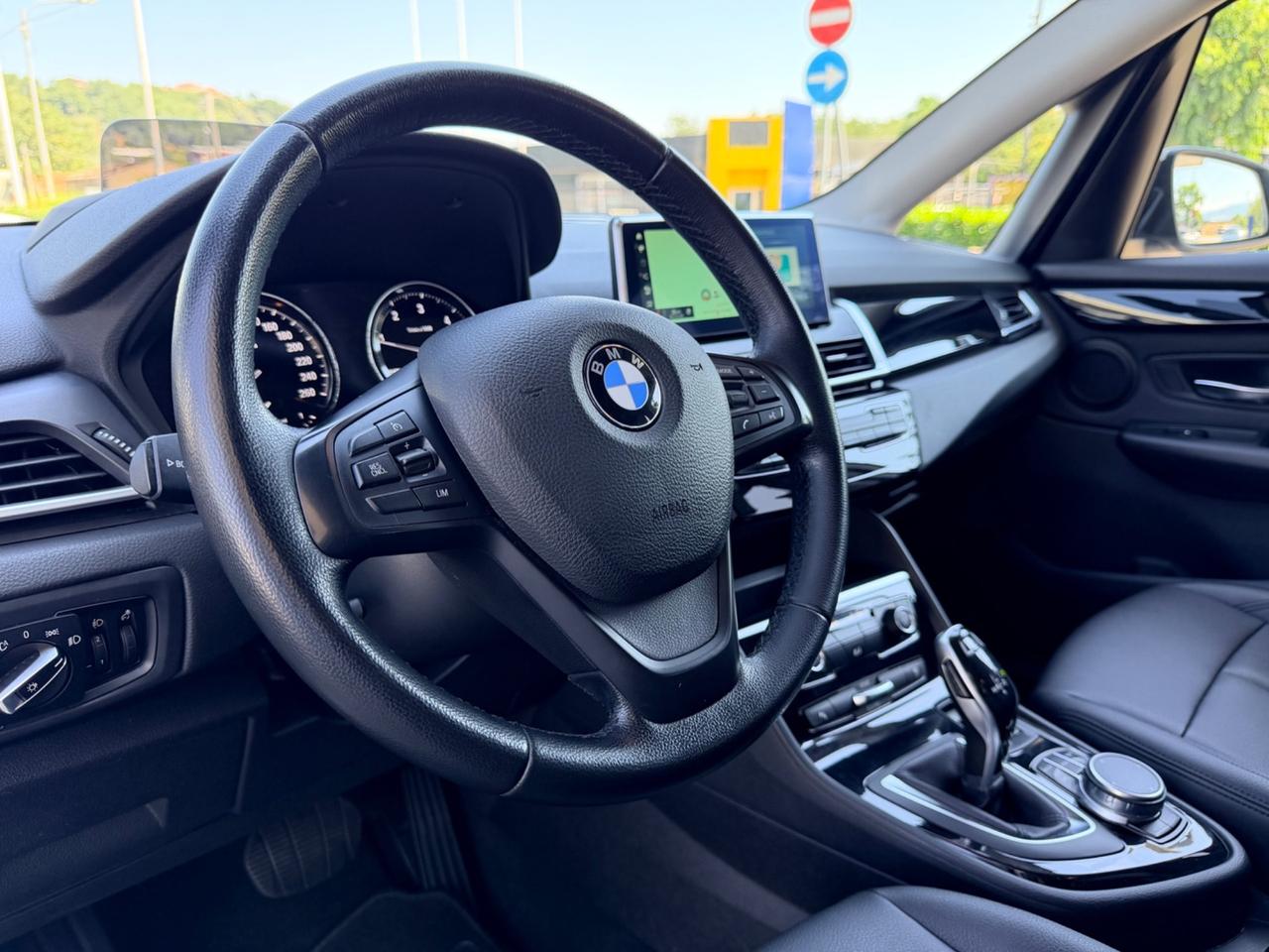 Bmw 2er Active Tourer 220d Luxury aut.