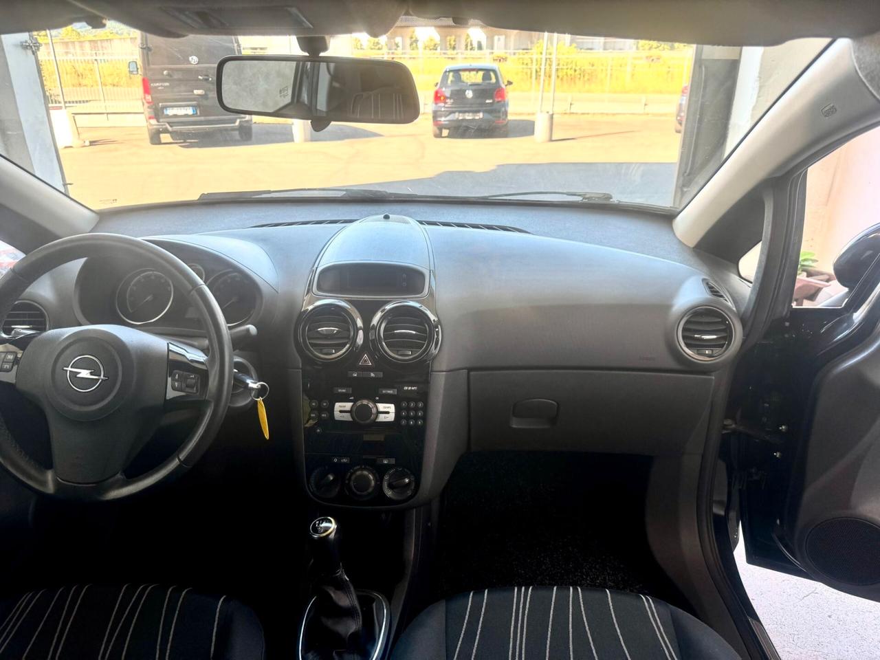 Opel Corsa 1.2 OK Neopatentati.