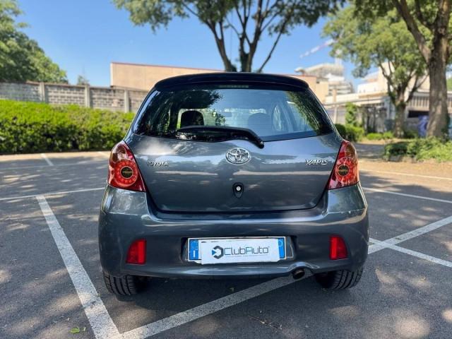 Toyota Yaris 1.8 ts Navy 5p