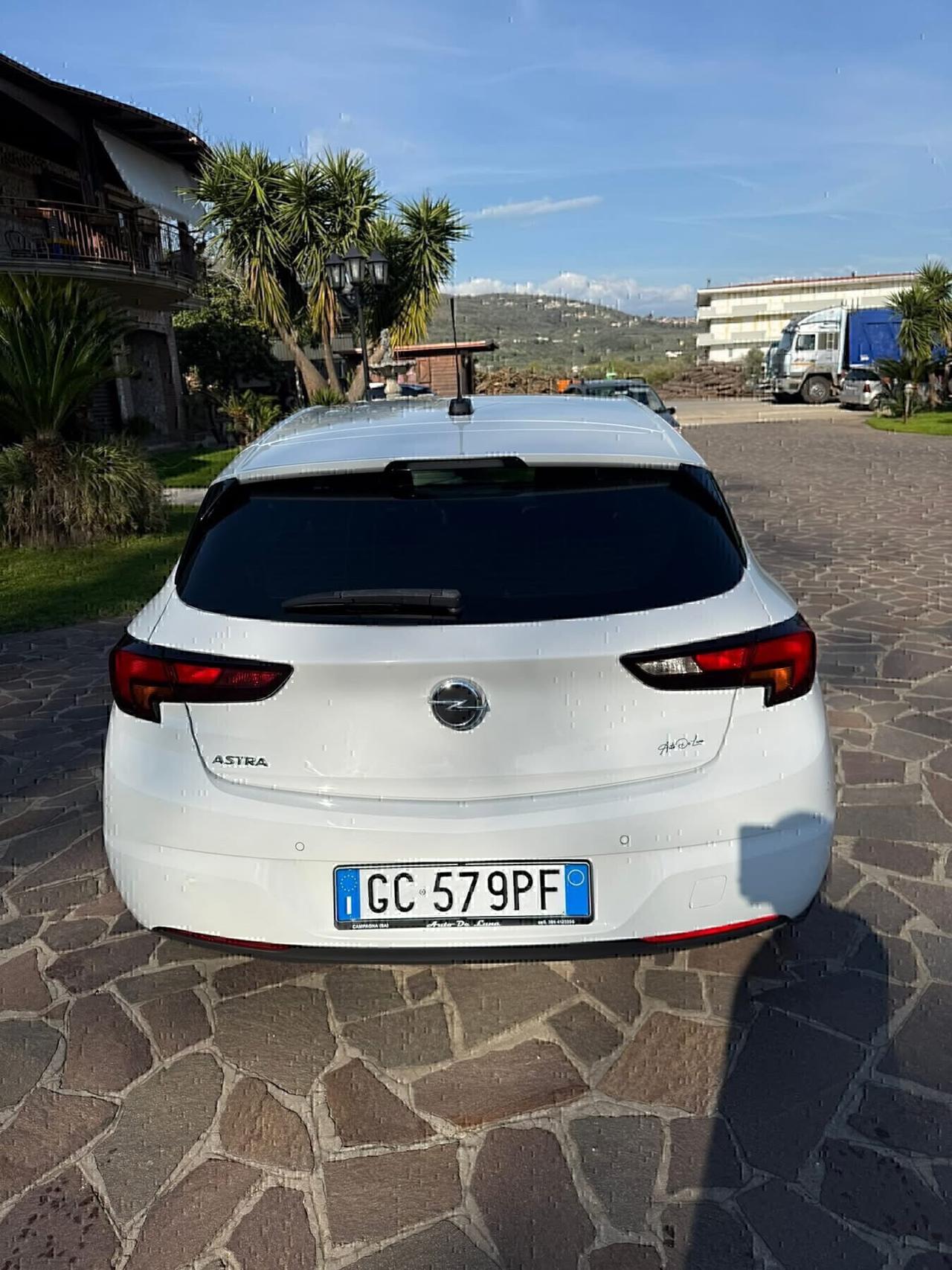 Opel Astra GS Line berlina 1.5 Diesel anno 09-2020