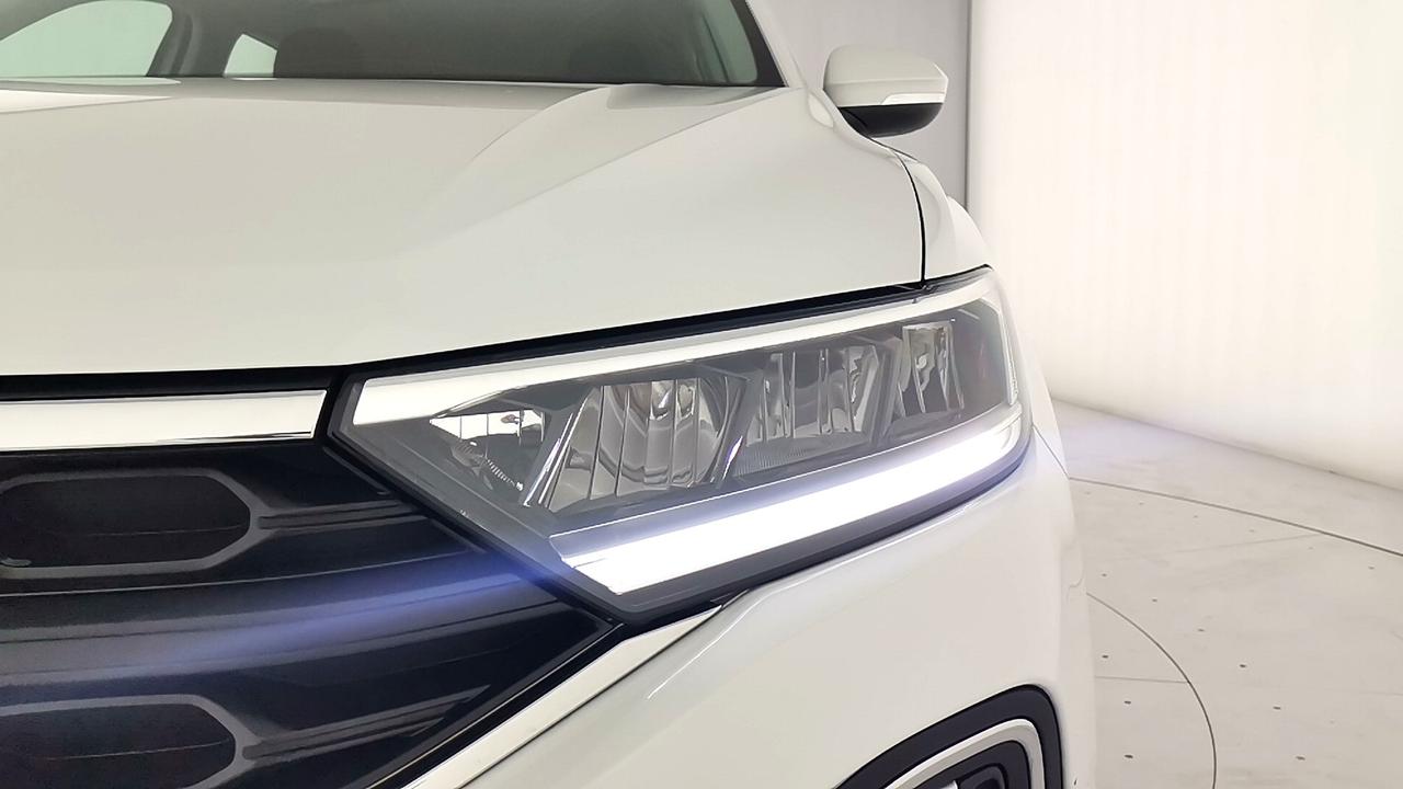 VOLKSWAGEN T-Roc 2022 - T-Roc 1.0 tsi Life