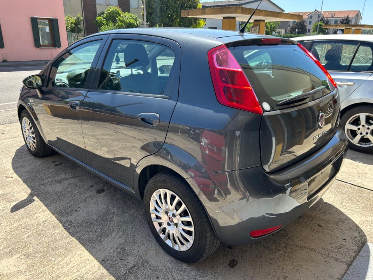 Fiat Punto 1.2 8V 5 porte Street NEOPATENTATI 2017!!