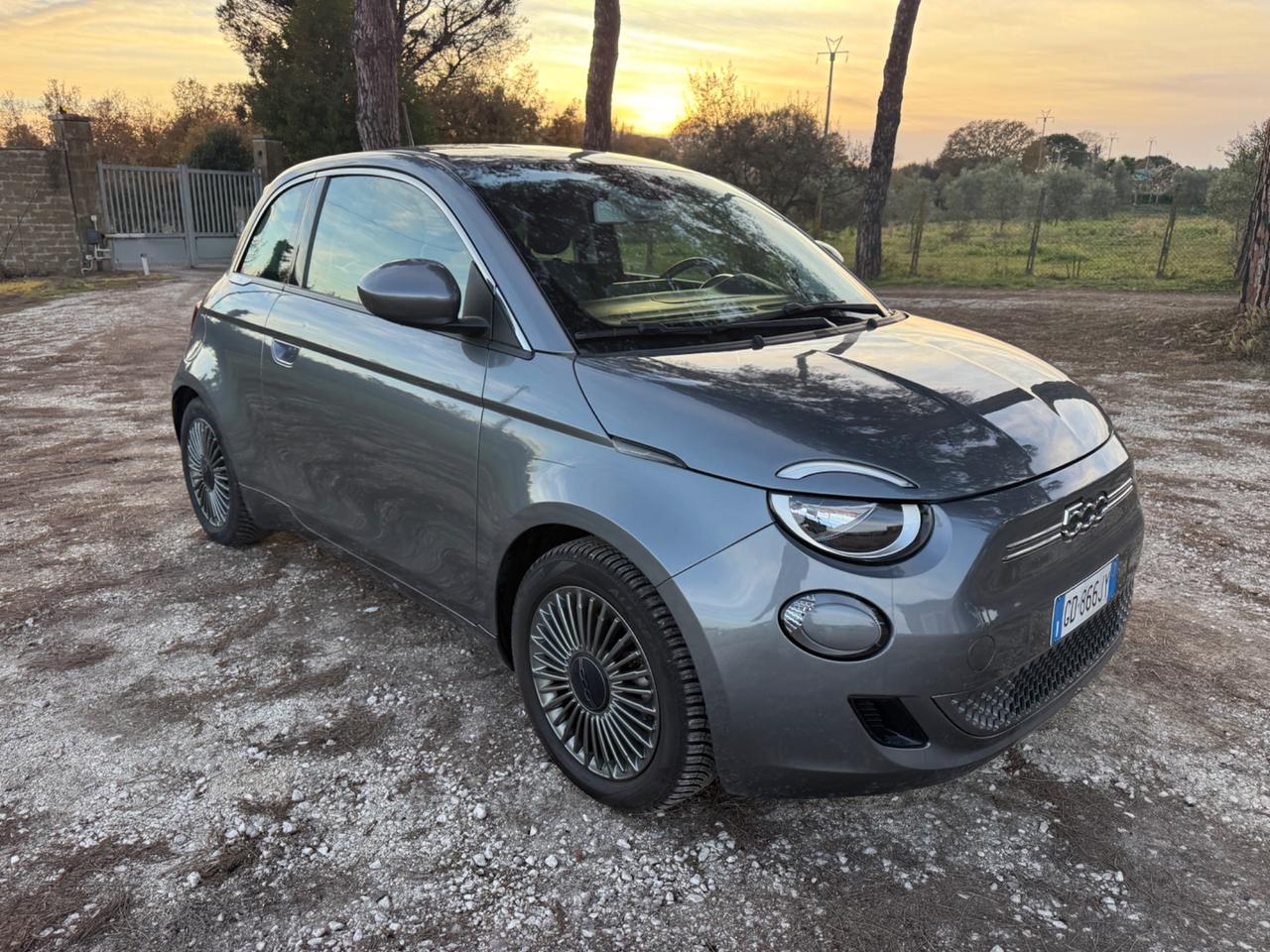 Fiat 500e Berlina 42 kWh