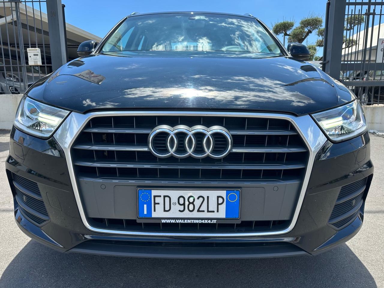 Audi Q3 2.0 TDI 150 CV Business
