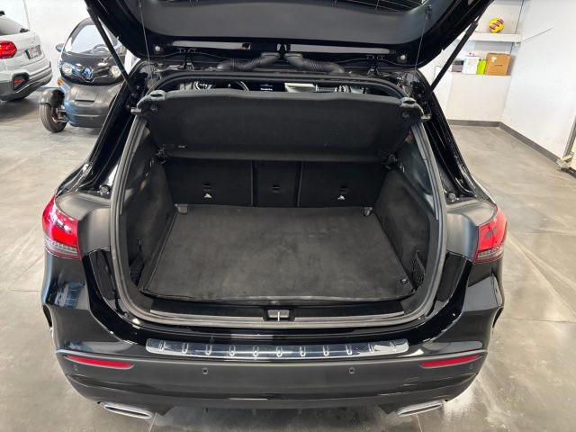 MERCEDES-BENZ GLA 180 d AMG Premium Automatico