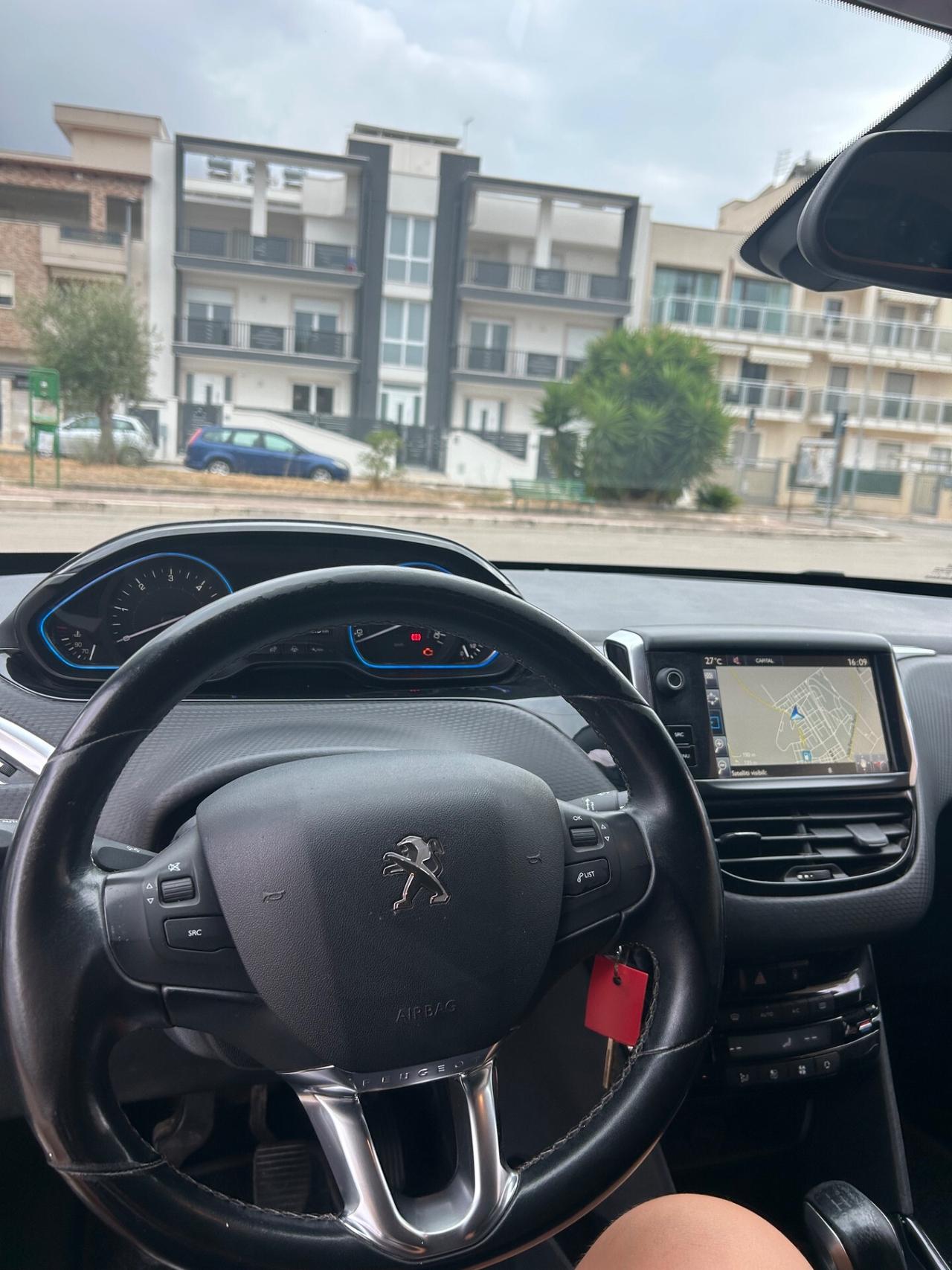 Peugeot 2008 BlueHDi 120 S&S Allure