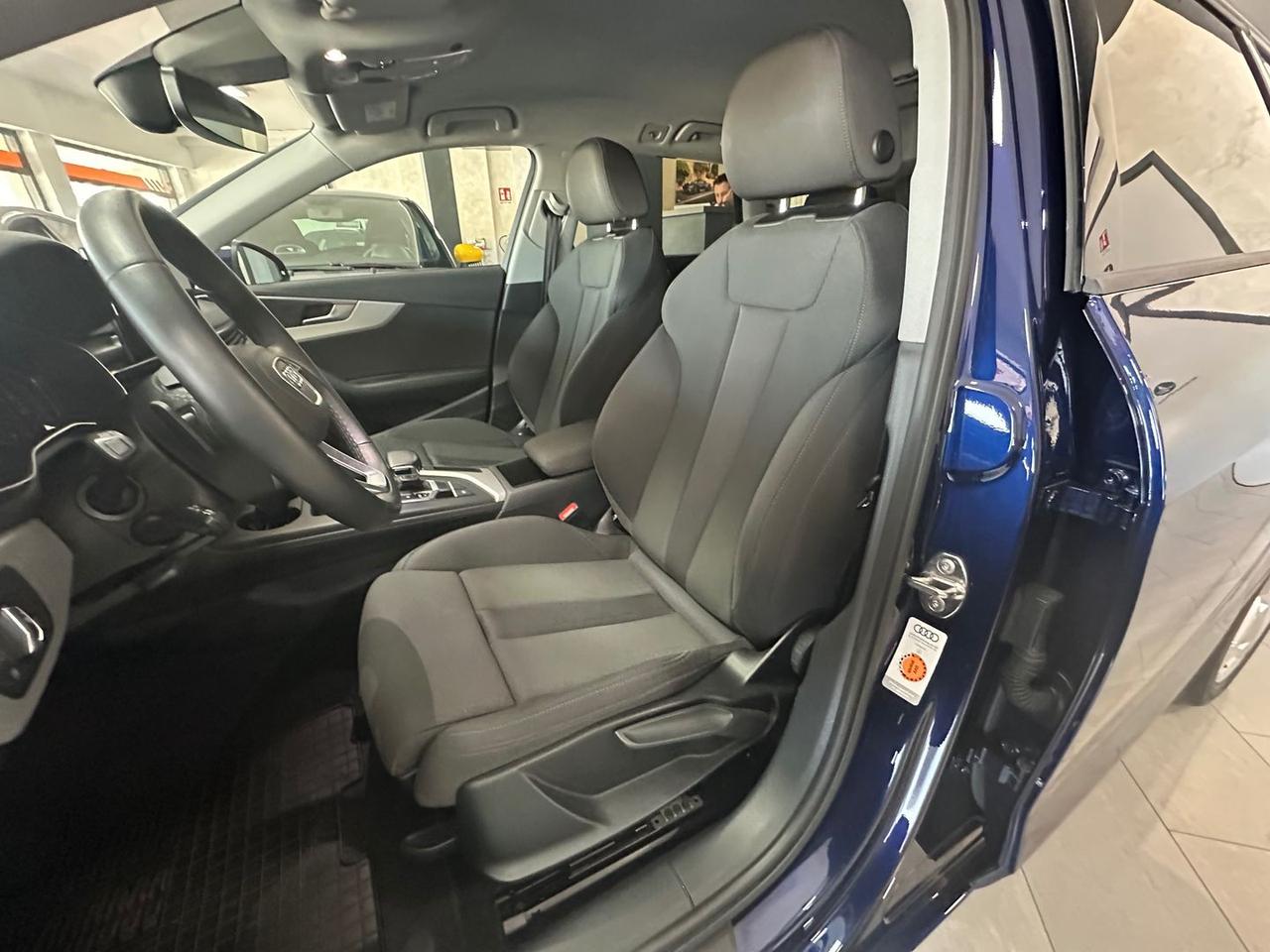 Audi A4 Business Advanced 2.0 35 TDI MHEV #6533