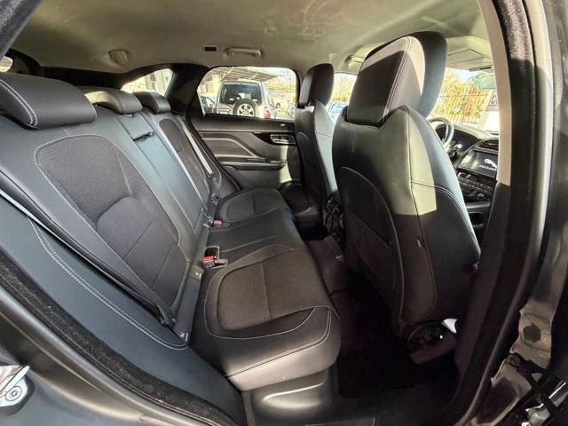 JAGUAR F-Pace 2.0 D 180 CV aut. R-Sport