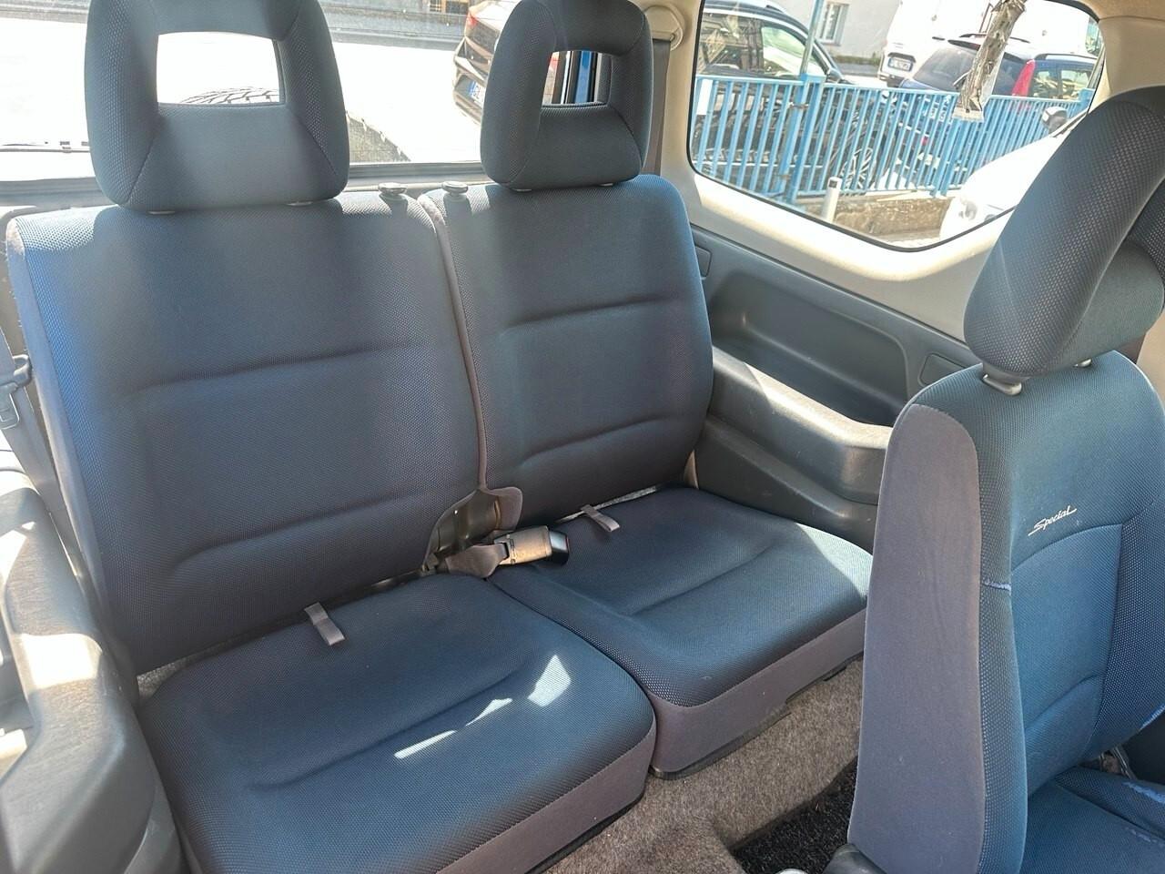 Suzuki Jimny 1.3i 16V cat 4WD JLX