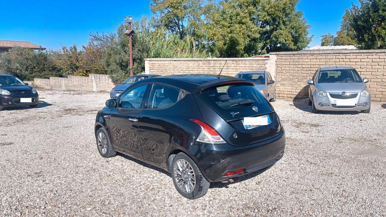 Lancia Ypsilon benzina-gpl
