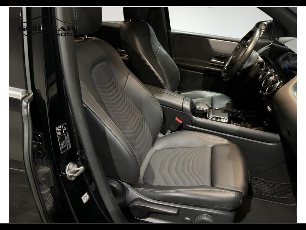 Mercedes-Benz Classe B - W247 2018 - B 180 d Sport Plus auto