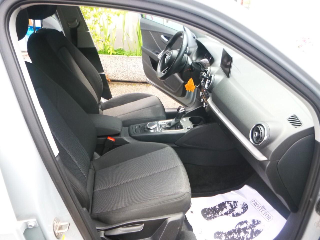 Audi Q2 35 TDI quattro S tronic Identity Black