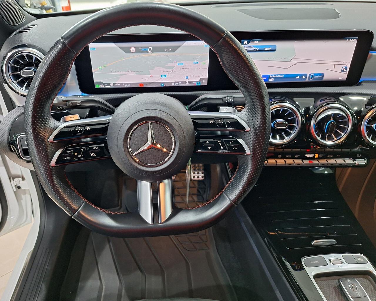 Mercedes A 200d Aut Premium AMG Night Edition