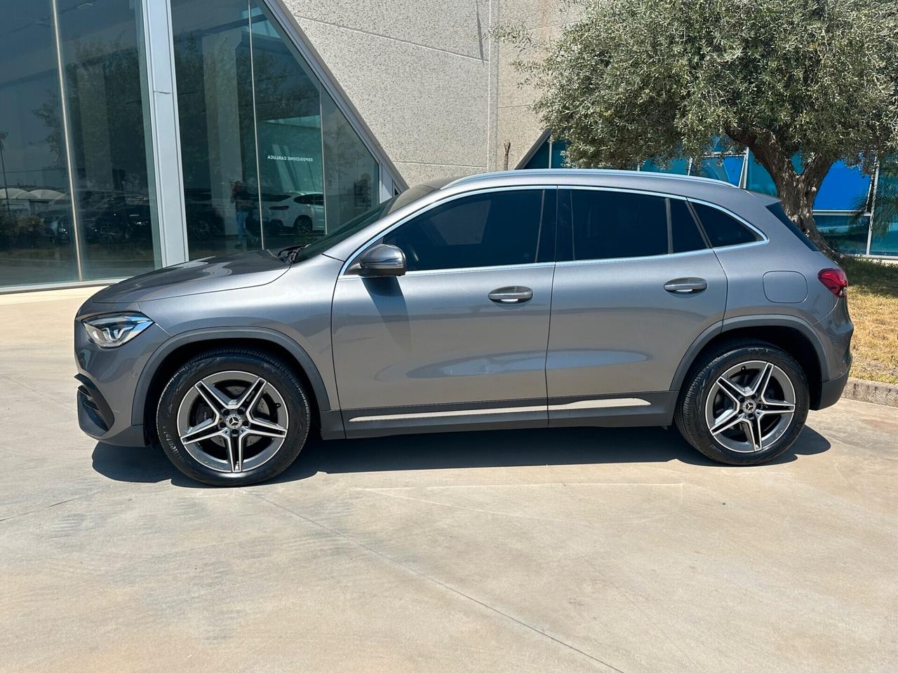 Mercedes-Benz GLA 250 e phev Premium OFFERTA T-STOCK PREZZO IMPERDIBILE