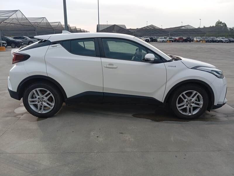 Toyota C-HR 1.8 Hybrid E-CVT Business