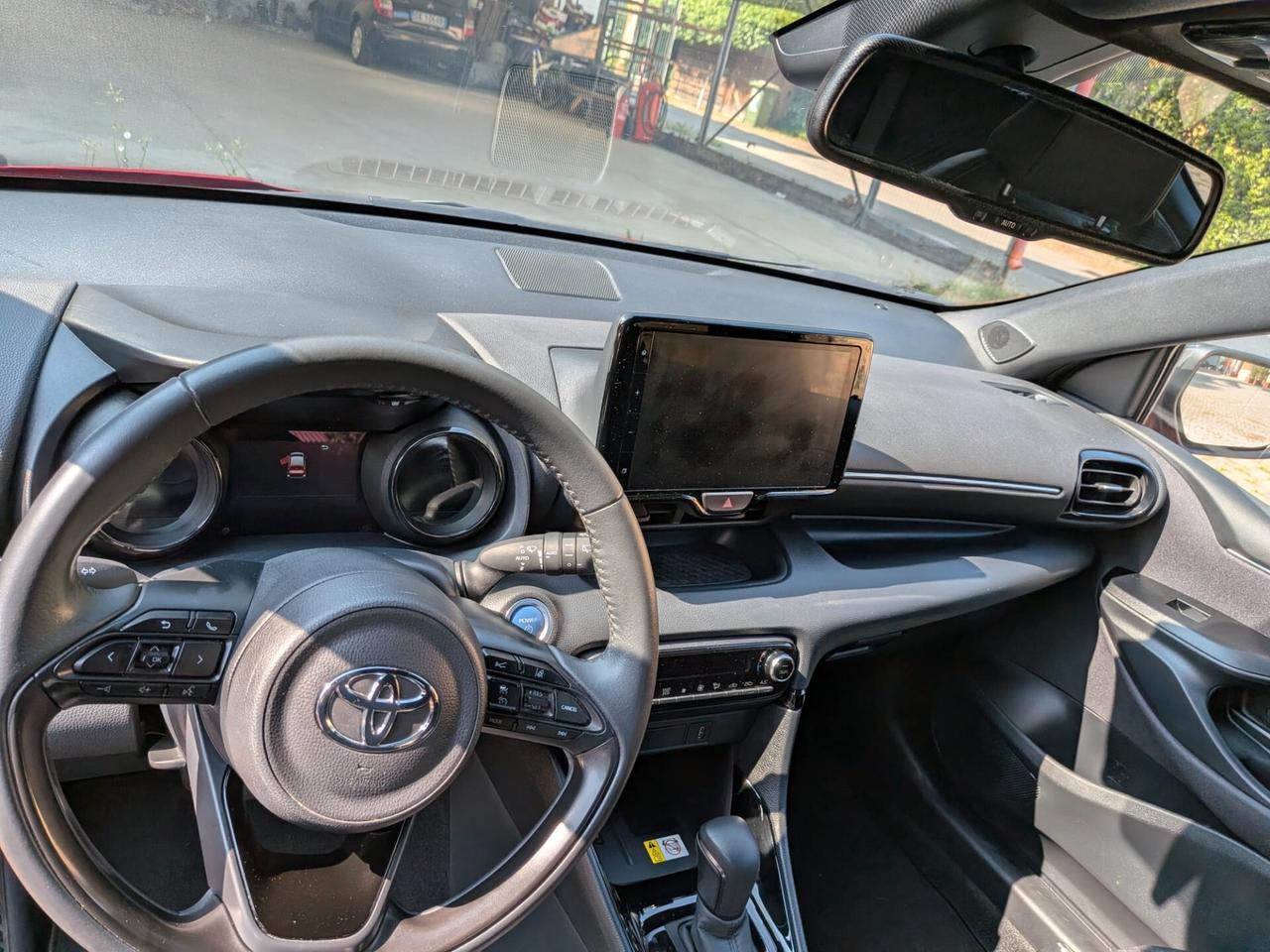 Toyota Yaris 1.5 Hybrid 5 porte Lounge