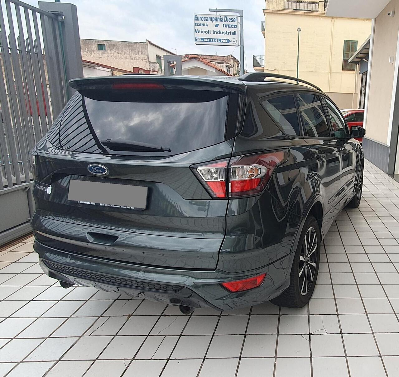 Ford Kuga 2.0 TDCI 150 CV 4WD Powershift ST-Line F1