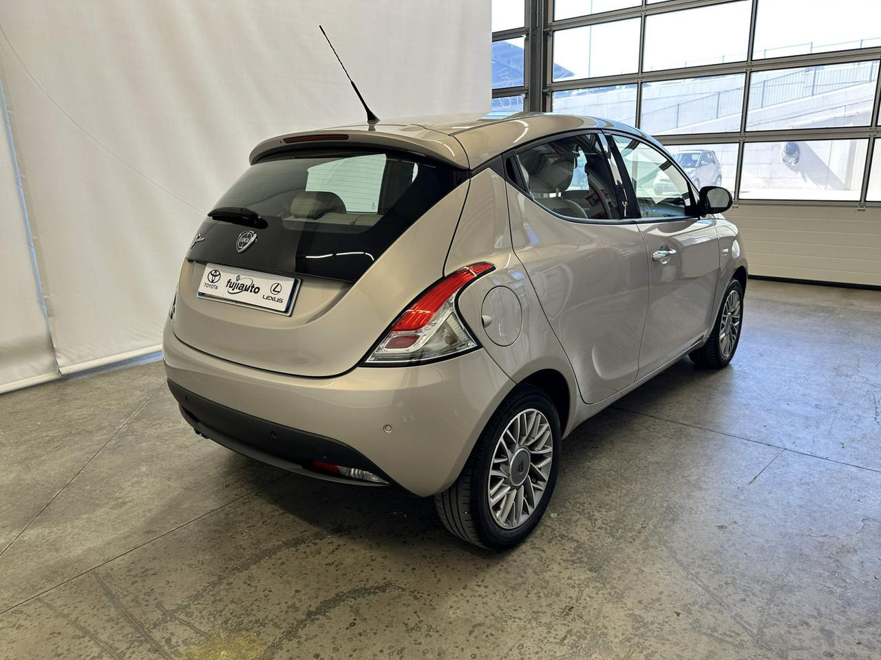 Lancia Ypsilon 0.9 t.air Platinum s&s 85cv dfn