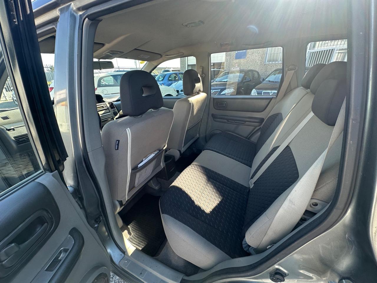 Nissan X-Trail 2.2 dCi Elegance Columbia
