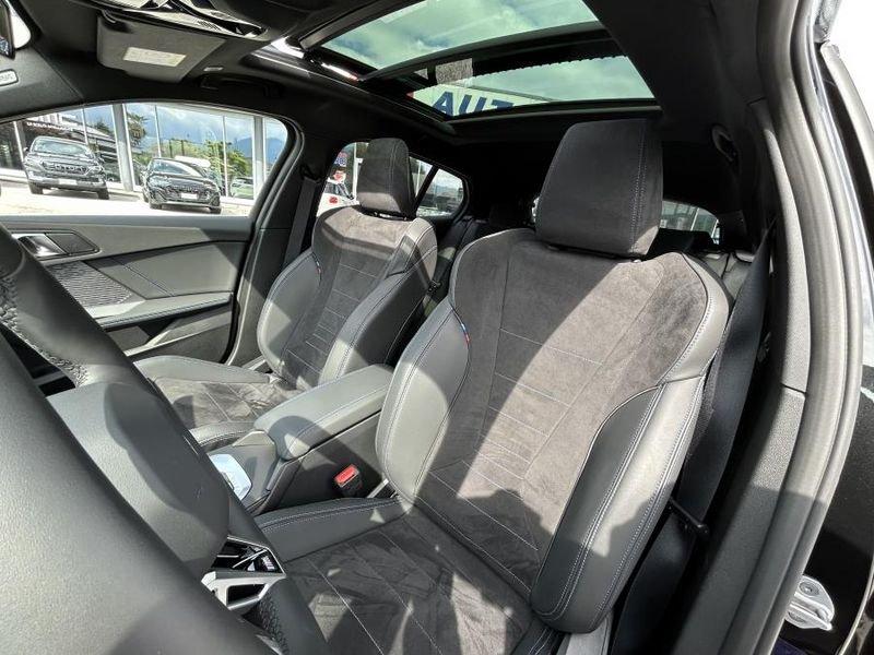 BMW Serie 1 120 48V 170cv MSport TETTO APRIBILE M-SPORT / 4.300 KM!!
