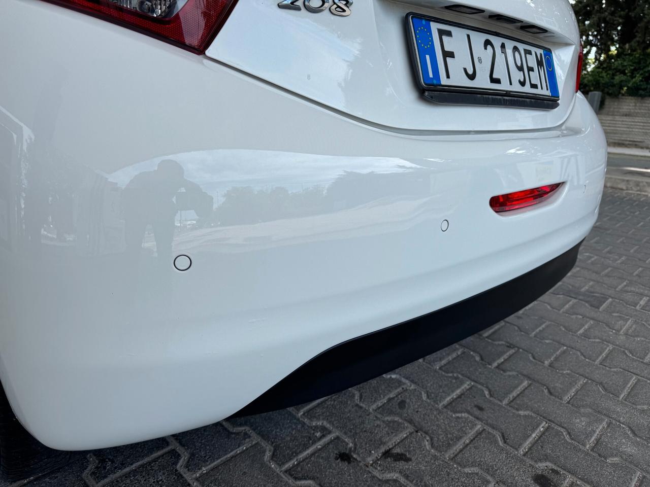 Peugeot 208 BlueHDi 75 5 porte Allure